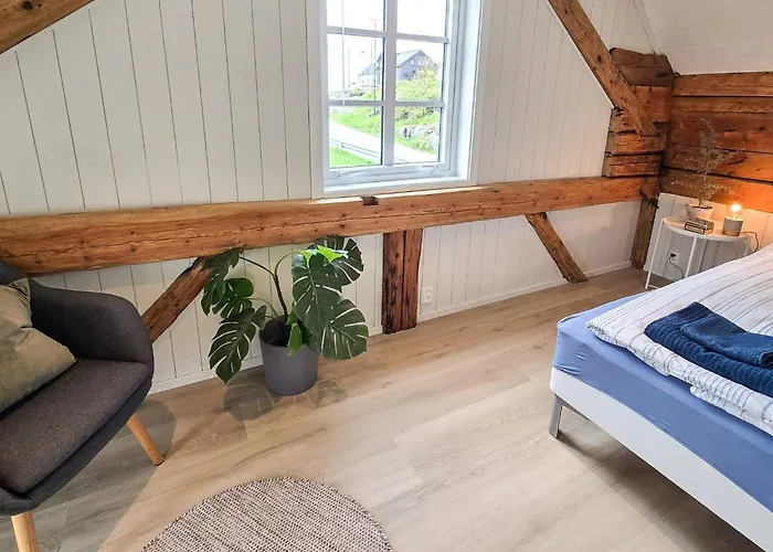 Feriehus 6 Person In Bud